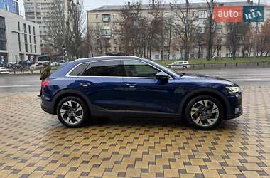 Позашляховик / Кросовер Audi e-tron 2019 в Києві