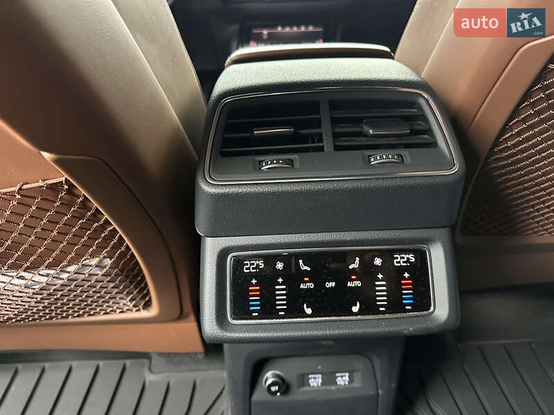 Внедорожник / Кроссовер Audi e-tron 2019 в Львове фото 15 Внедорожник / Кроссовер Audi e-tron 2019 в Львове