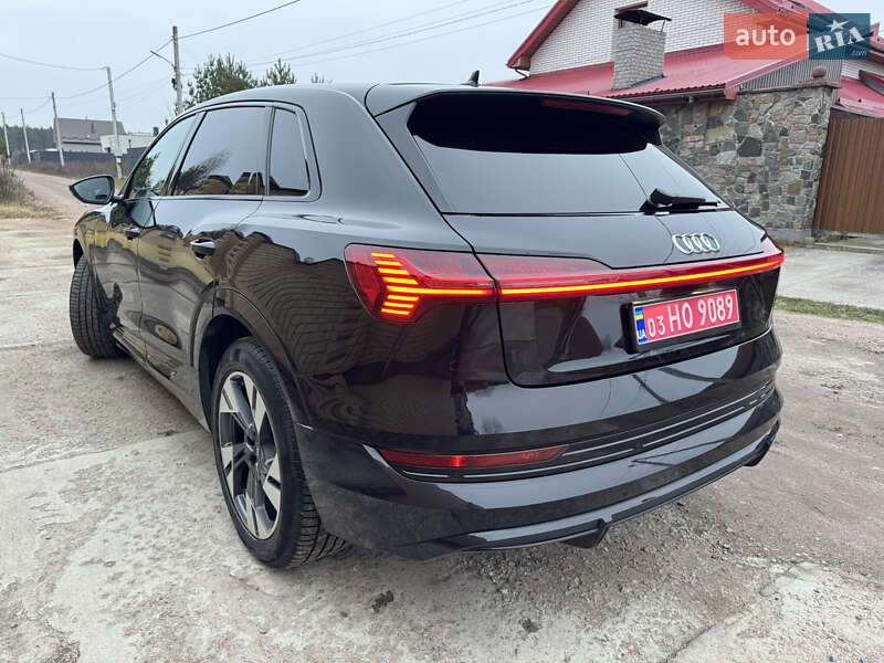 Внедорожник / Кроссовер Audi e-tron 2022 в Житомире