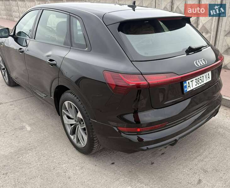 Внедорожник / Кроссовер Audi e-tron 2021 в Ивано-Франковске фото 12 Внедорожник / Кроссовер Audi e-tron 2021 в Ивано-Франковске