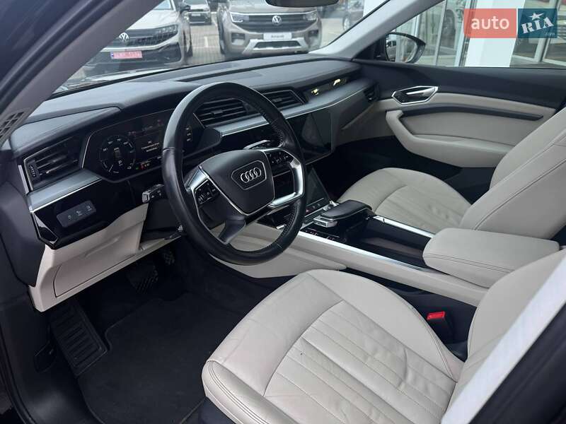Внедорожник / Кроссовер Audi e-tron 2019 в Черновцах фото 31 Внедорожник / Кроссовер Audi e-tron 2019 в Черновцах