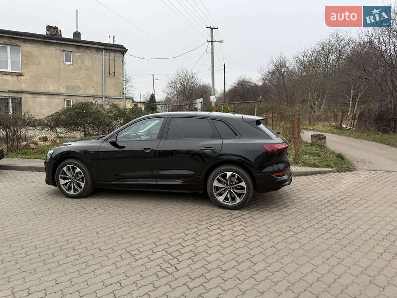 Внедорожник / Кроссовер Audi e-tron 2021 в Львове фото 5 Внедорожник / Кроссовер Audi e-tron 2021 в Львове