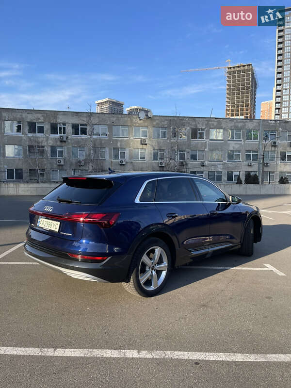 Внедорожник / Кроссовер Audi e-tron 2021 в Киеве