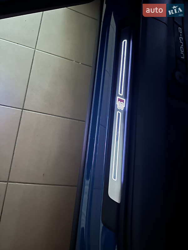 Внедорожник / Кроссовер Audi e-tron 2020 в Кривом Озере