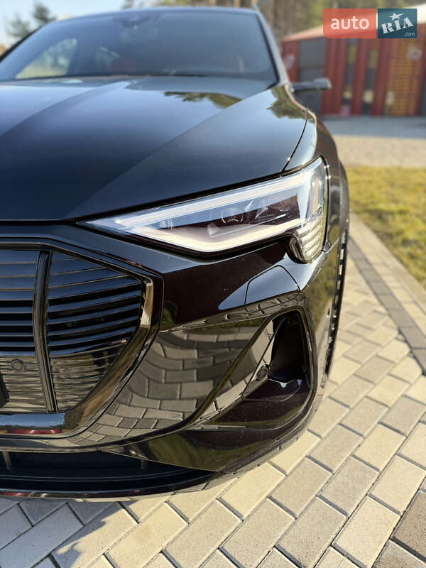 Внедорожник / Кроссовер Audi e-tron 2022 в Львове
