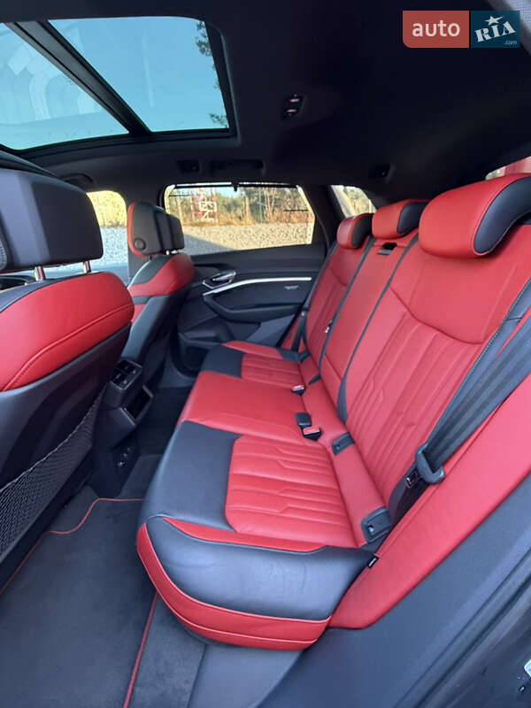 Внедорожник / Кроссовер Audi e-tron 2022 в Львове