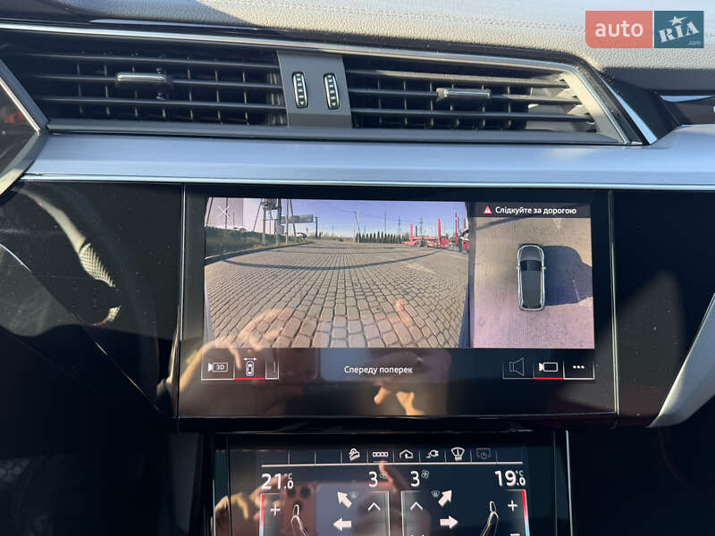 Внедорожник / Кроссовер Audi e-tron 2022 в Львове