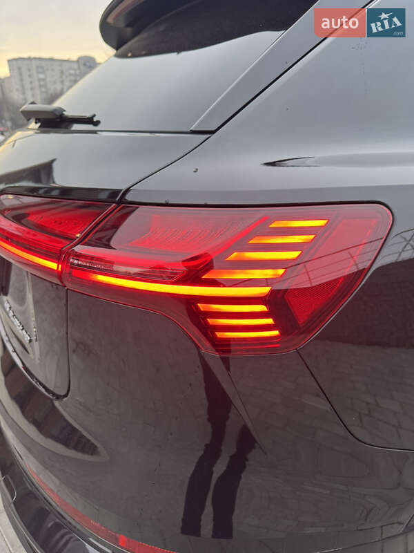 Внедорожник / Кроссовер Audi e-tron 2019 в Луцке фото 12 Внедорожник / Кроссовер Audi e-tron 2019 в Луцке