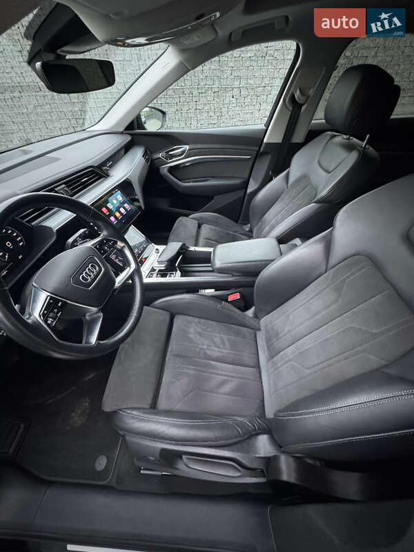Внедорожник / Кроссовер Audi e-tron 2019 в Луцке фото 23 Внедорожник / Кроссовер Audi e-tron 2019 в Луцке