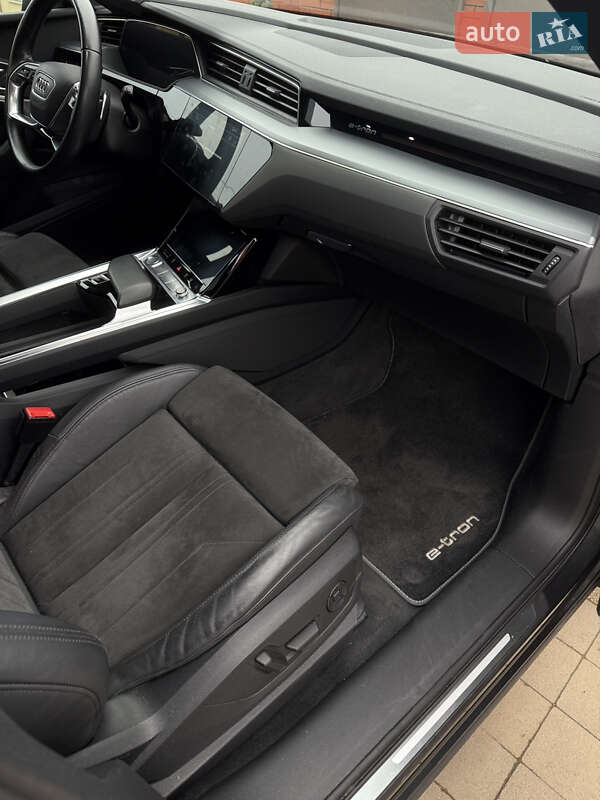 Внедорожник / Кроссовер Audi e-tron 2020 в Коломые фото 16 Внедорожник / Кроссовер Audi e-tron 2020 в Коломые