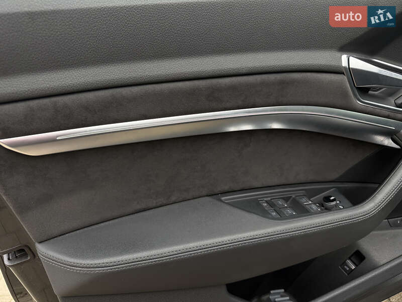 Внедорожник / Кроссовер Audi e-tron 2020 в Коломые фото 17 Внедорожник / Кроссовер Audi e-tron 2020 в Коломые