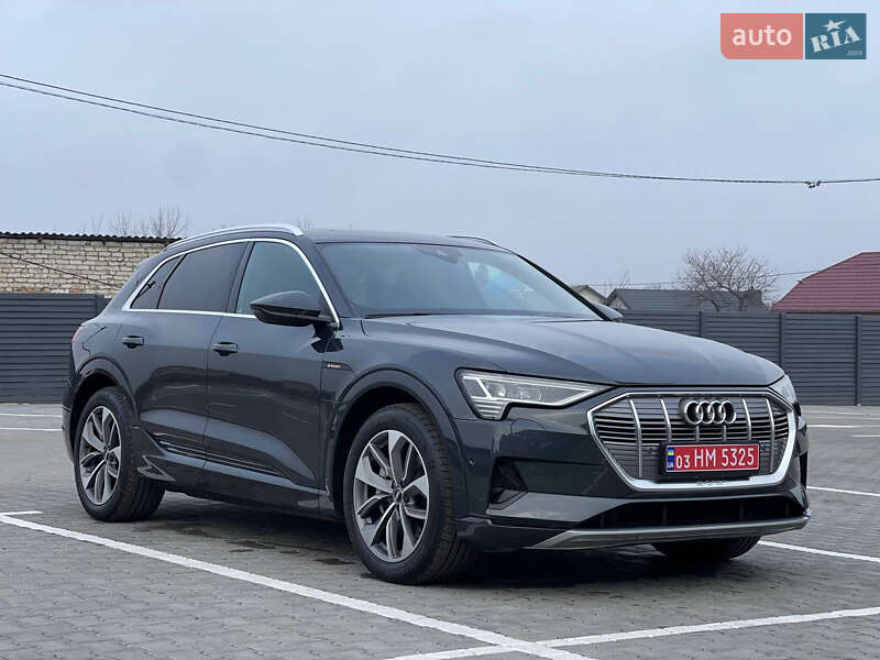 Внедорожник / Кроссовер Audi e-tron 2019 в Радивилове фото Внедорожник / Кроссовер Audi e-tron 2019 в Радивилове