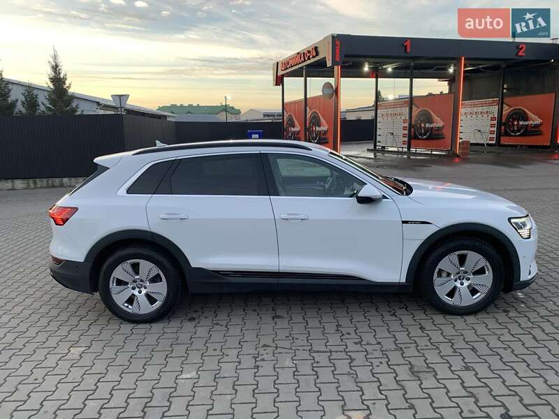Внедорожник / Кроссовер Audi e-tron 2020 в Львове фото 8 Внедорожник / Кроссовер Audi e-tron 2020 в Львове
