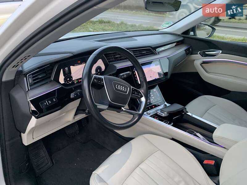 Внедорожник / Кроссовер Audi e-tron 2020 в Львове фото 18 Внедорожник / Кроссовер Audi e-tron 2020 в Львове