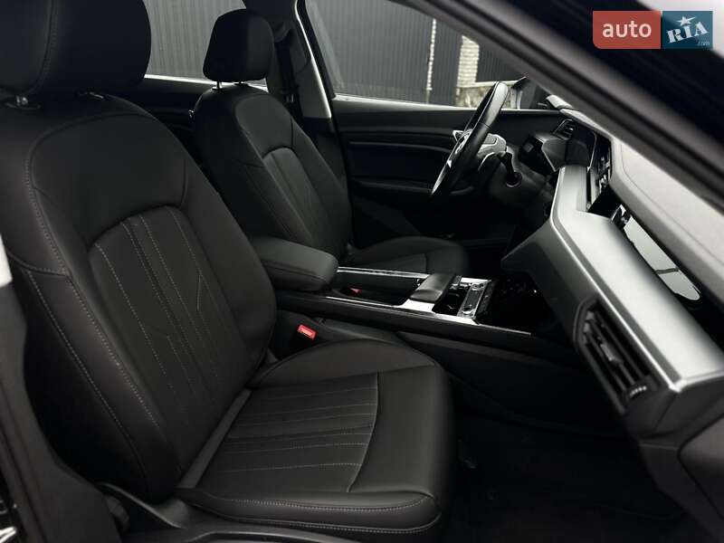 Внедорожник / Кроссовер Audi e-tron 2020 в Виннице фото 17 Внедорожник / Кроссовер Audi e-tron 2020 в Виннице