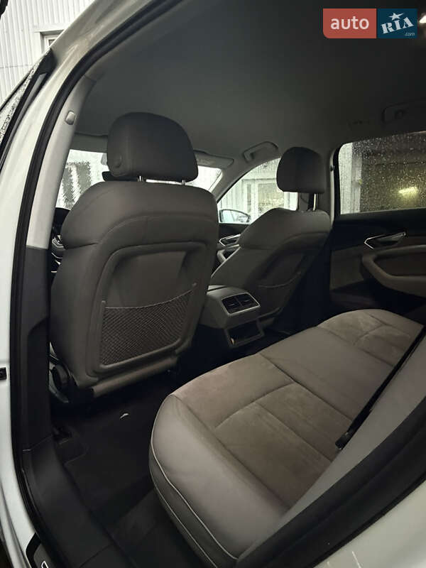 Внедорожник / Кроссовер Audi e-tron 2020 в Тернополе фото 34 Внедорожник / Кроссовер Audi e-tron 2020 в Тернополе