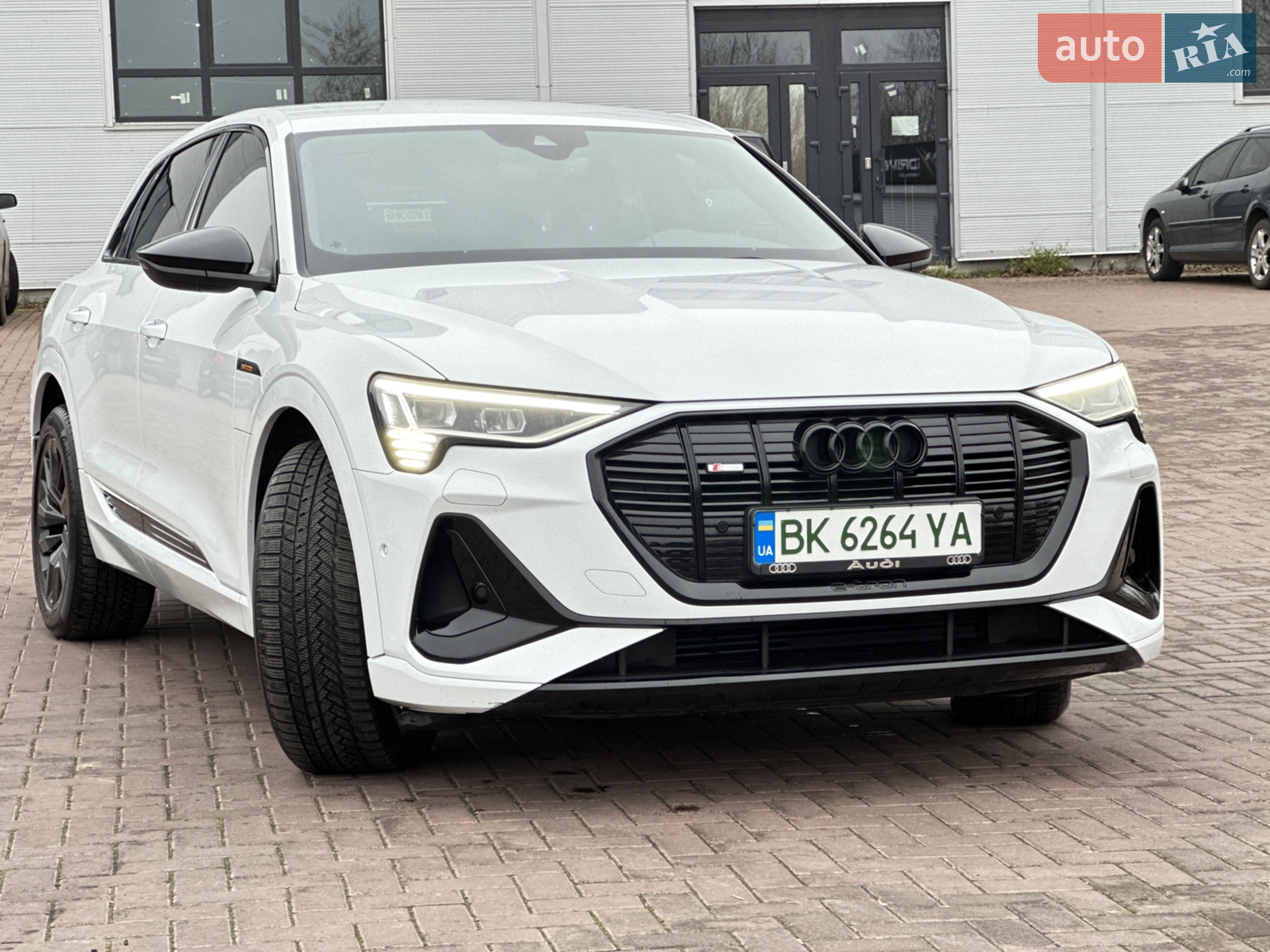 2022 Audi e-tron - мініатюра 3