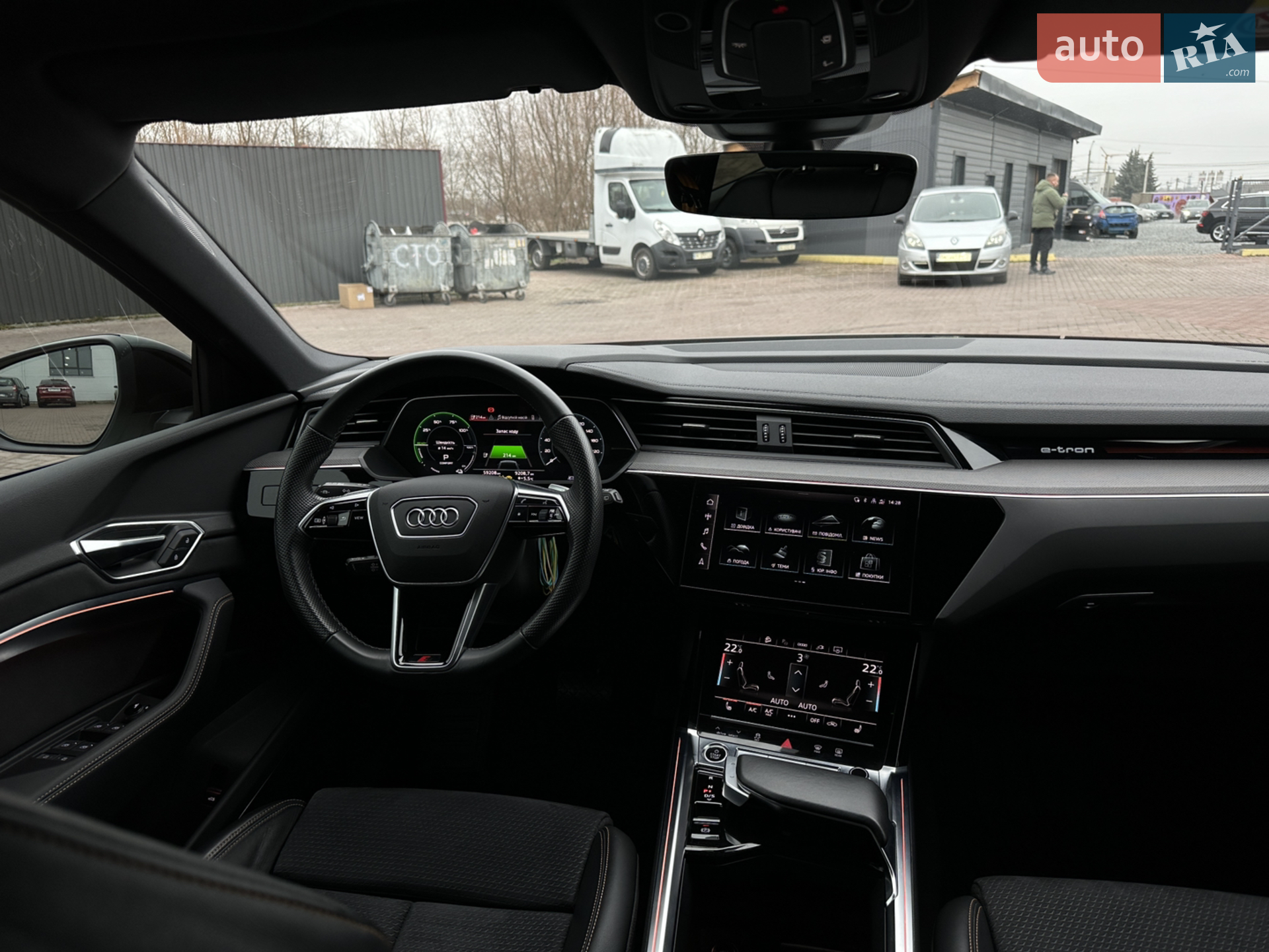 2022 Audi e-tron - мініатюра 8