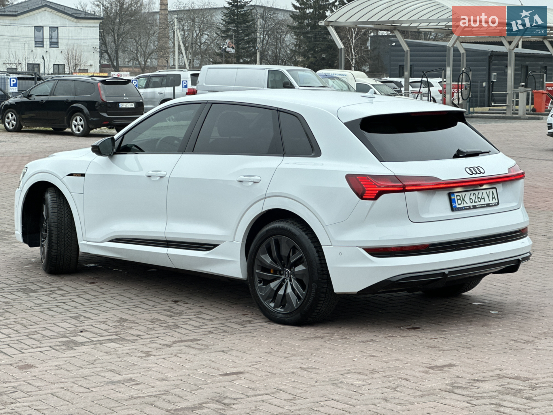 2022 Audi e-tron - мініатюра 16