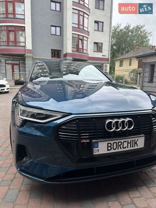 Внедорожник / Кроссовер Audi e-tron 2019 в Ивано-Франковске
