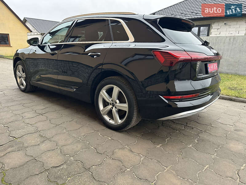 Внедорожник / Кроссовер Audi e-tron 2020 в Ковеле фото 26 Внедорожник / Кроссовер Audi e-tron 2020 в Ковеле