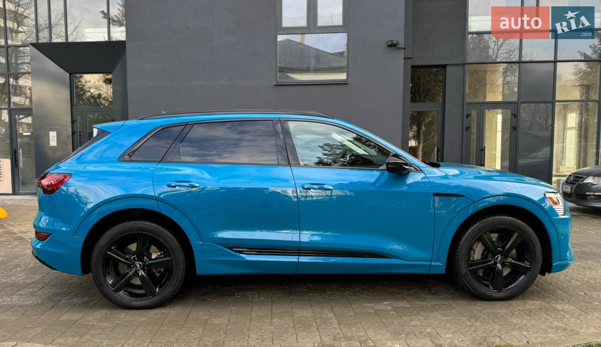 2019 Audi e-tron - мініатюра 8