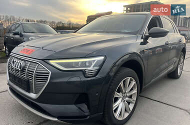 Позашляховик / Кросовер Audi e-tron 2020 в Жашківу