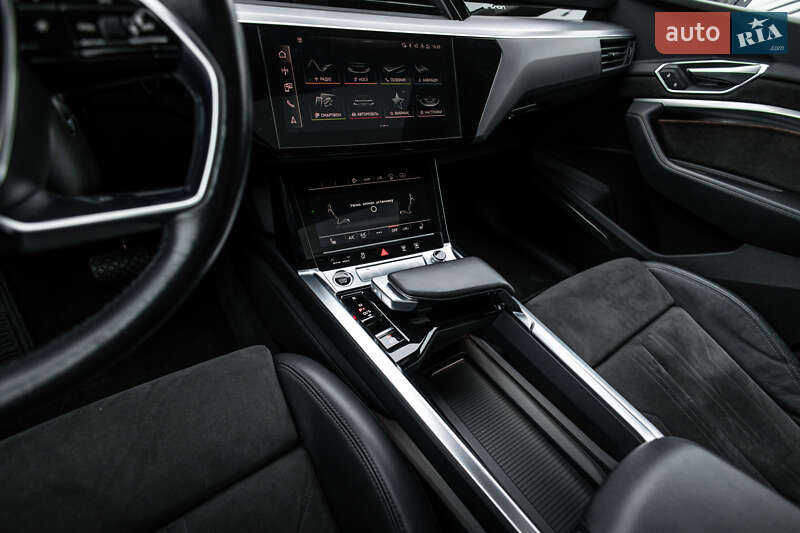 Внедорожник / Кроссовер Audi e-tron 2021 в Львове