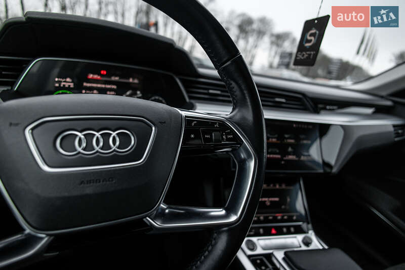 Внедорожник / Кроссовер Audi e-tron 2021 в Львове