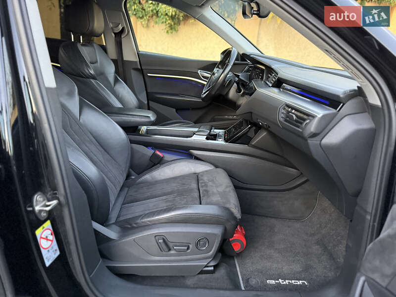 Внедорожник / Кроссовер Audi e-tron 2020 в Ужгороде фото 31 Внедорожник / Кроссовер Audi e-tron 2020 в Ужгороде