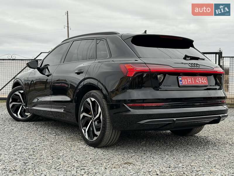 Внедорожник / Кроссовер Audi e-tron 2022 в Дрогобыче фото 33 Внедорожник / Кроссовер Audi e-tron 2022 в Дрогобыче