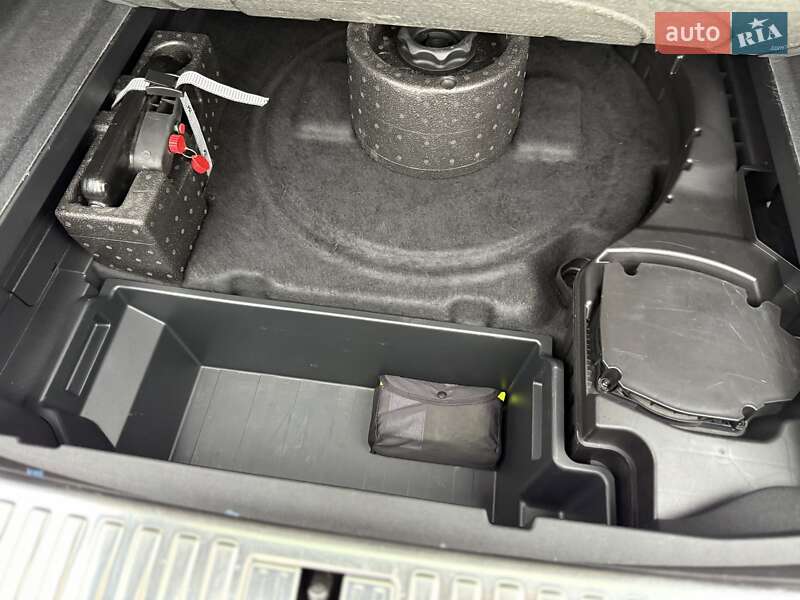 Внедорожник / Кроссовер Audi e-tron 2022 в Дрогобыче фото 97 Внедорожник / Кроссовер Audi e-tron 2022 в Дрогобыче