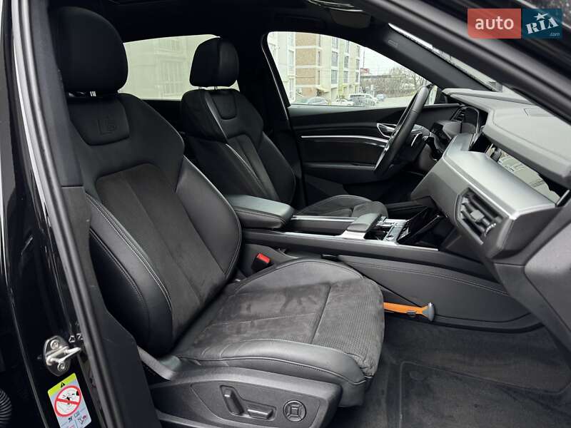 Внедорожник / Кроссовер Audi e-tron 2020 в Тернополе фото 61 Внедорожник / Кроссовер Audi e-tron 2020 в Тернополе