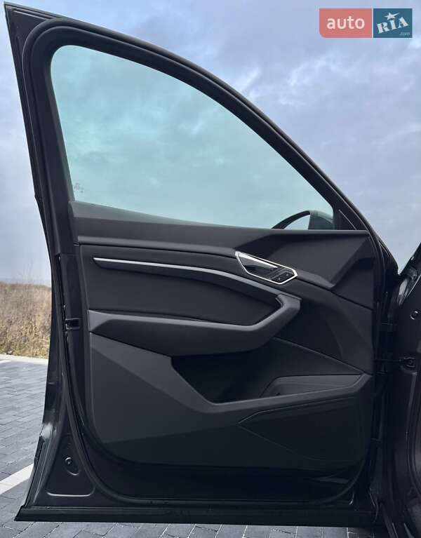 Внедорожник / Кроссовер Audi e-tron 2020 в Ровно