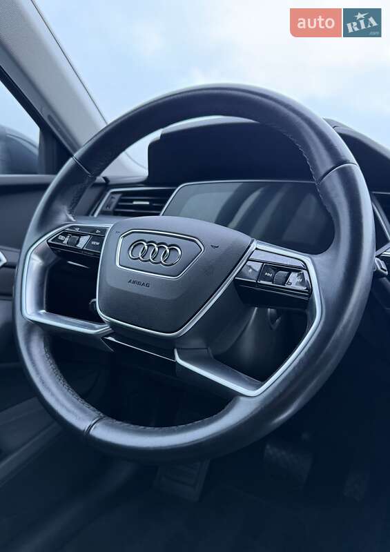 Внедорожник / Кроссовер Audi e-tron 2020 в Ровно
