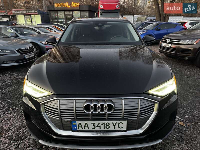 Внедорожник / Кроссовер Audi e-tron 2021 в Киеве фото 7 Внедорожник / Кроссовер Audi e-tron 2021 в Киеве