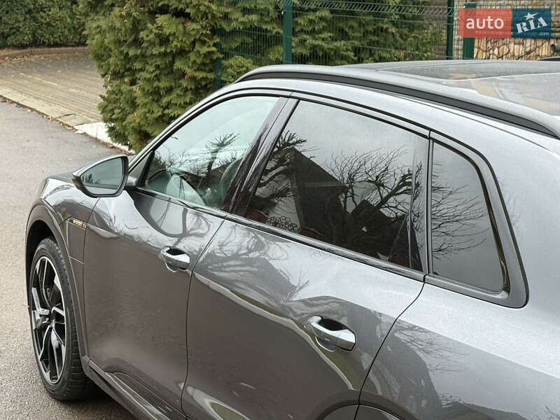 Внедорожник / Кроссовер Audi e-tron 2022 в Ровно