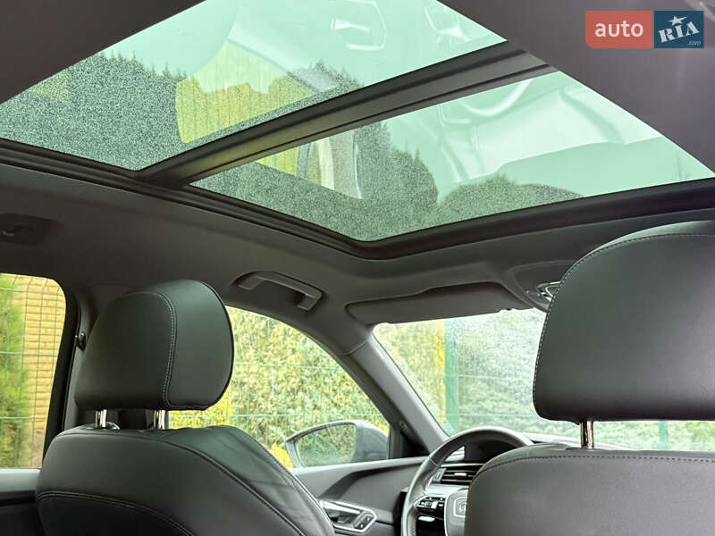 Внедорожник / Кроссовер Audi e-tron 2022 в Ровно