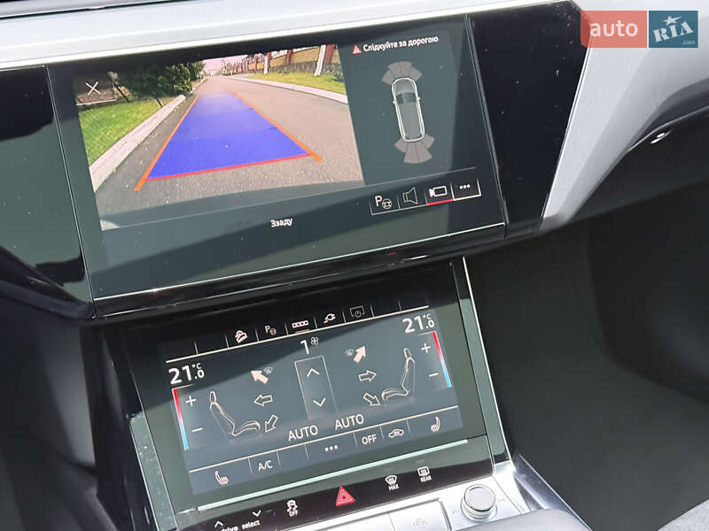Внедорожник / Кроссовер Audi e-tron 2022 в Ровно