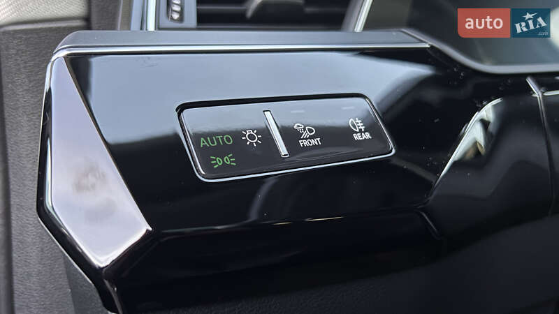 Внедорожник / Кроссовер Audi e-tron 2022 в Львове фото 12 Внедорожник / Кроссовер Audi e-tron 2022 в Львове