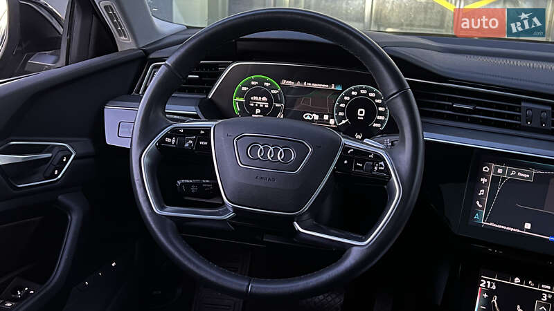 Внедорожник / Кроссовер Audi e-tron 2022 в Львове фото 17 Внедорожник / Кроссовер Audi e-tron 2022 в Львове