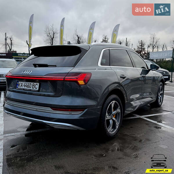 Внедорожник / Кроссовер Audi e-tron 2019 в Киеве фото 3 Внедорожник / Кроссовер Audi e-tron 2019 в Киеве
