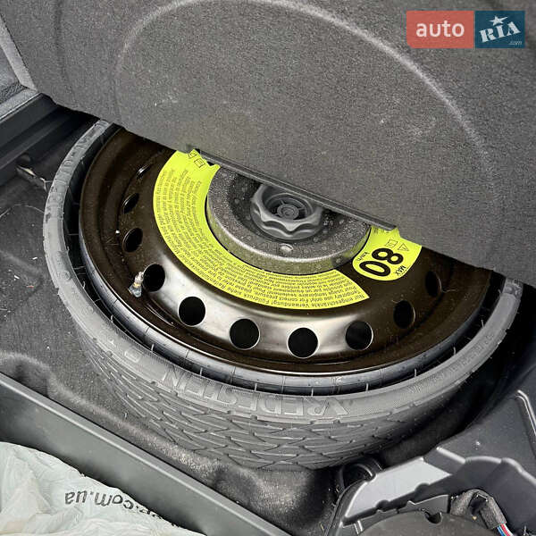 Внедорожник / Кроссовер Audi e-tron 2019 в Киеве фото 69 Внедорожник / Кроссовер Audi e-tron 2019 в Киеве