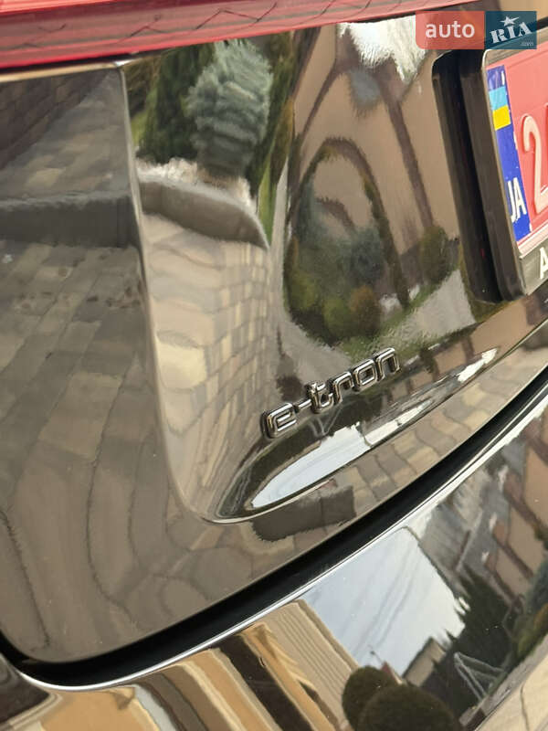 Внедорожник / Кроссовер Audi e-tron 2023 в Черновцах фото 45 Внедорожник / Кроссовер Audi e-tron 2023 в Черновцах