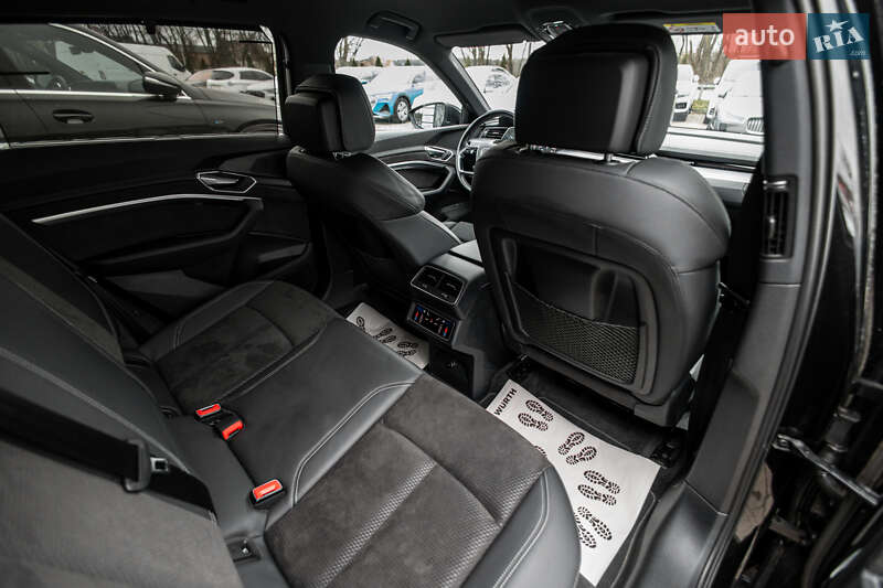 Внедорожник / Кроссовер Audi e-tron 2021 в Львове фото 18 Внедорожник / Кроссовер Audi e-tron 2021 в Львове