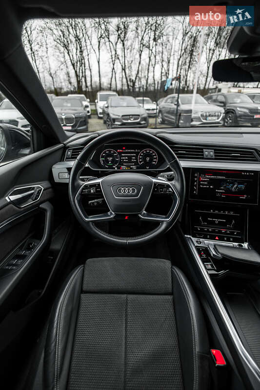 Внедорожник / Кроссовер Audi e-tron 2021 в Львове фото 13 Внедорожник / Кроссовер Audi e-tron 2021 в Львове