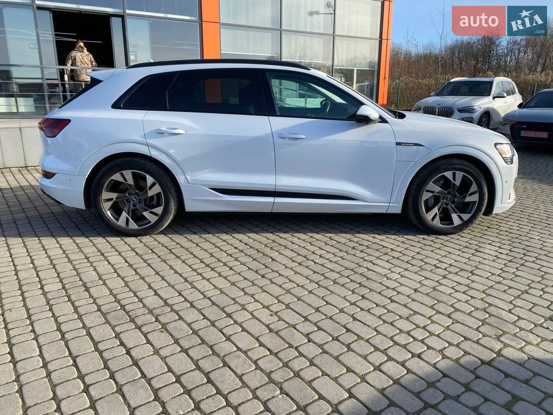 2021 Audi e-tron - мініатюра 9