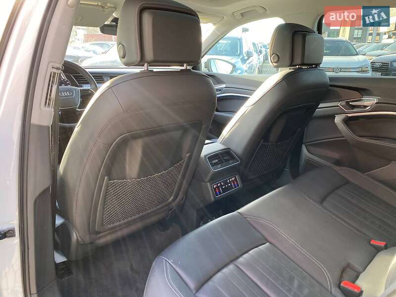 Внедорожник / Кроссовер Audi e-tron 2021 в Львове фото 22 Внедорожник / Кроссовер Audi e-tron 2021 в Львове