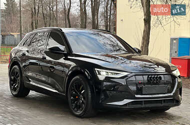 Внедорожник / Кроссовер Audi e-tron 2022 в Днепре
