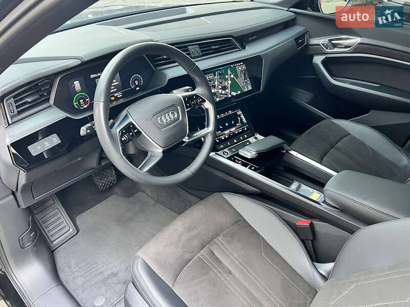 Внедорожник / Кроссовер Audi e-tron 2022 в Днепре
